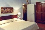 Villa Apartments near San Gimignano